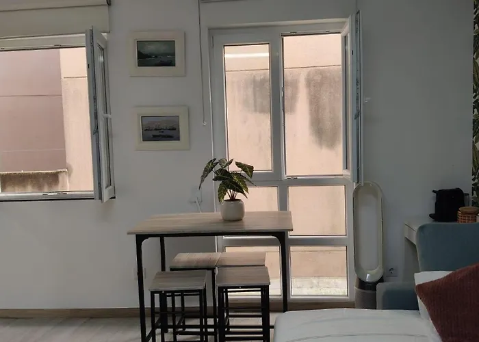 APARTAMENTOs TURÍSTICOS PLAZA ATOCHAS # 4 A Coruña
